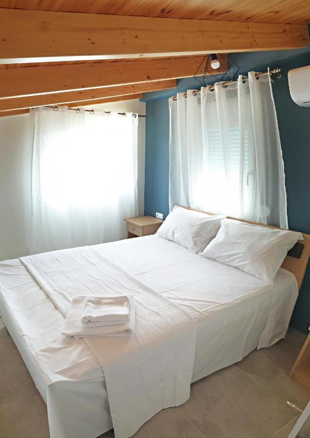 Almeta Suites Chios Town Exterior foto